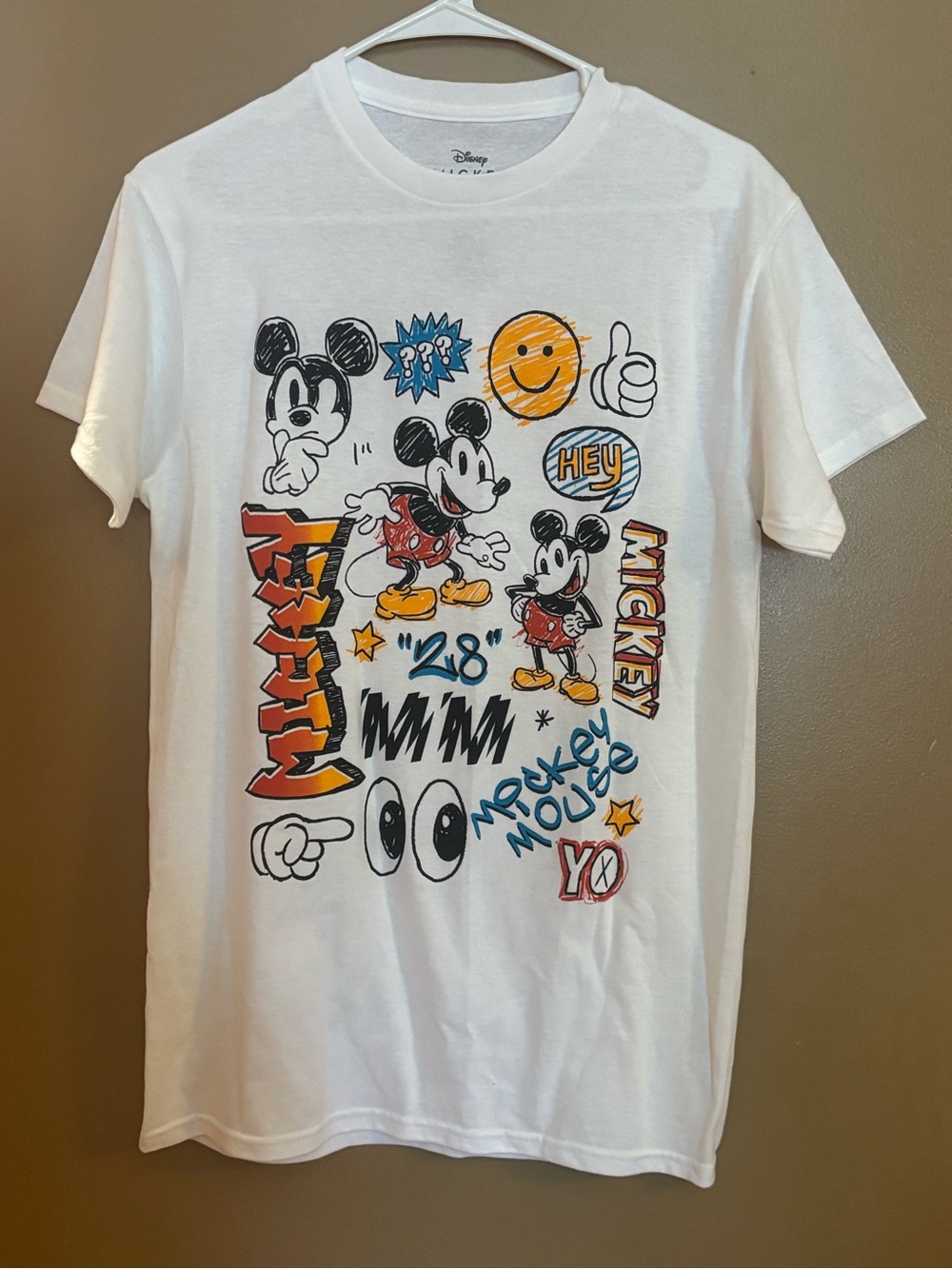Disney Mickey Mens Graphic Tee Small NWOT